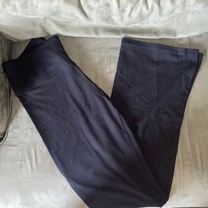 Victoria Sport Bootcut Yoga Pants